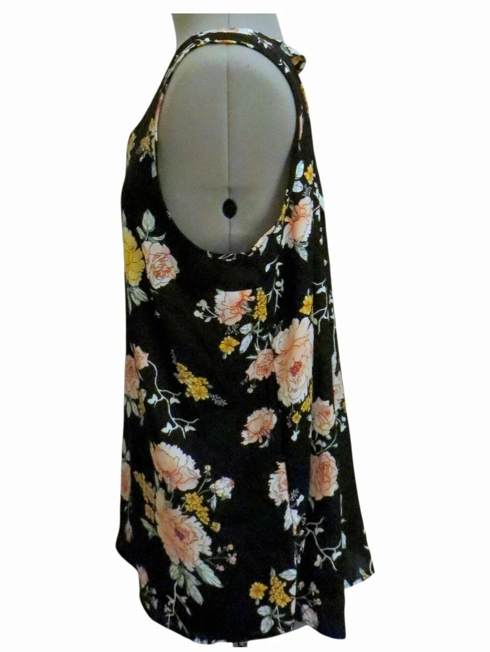 Maurices Black Floral Print Bar Back V Neck Sleeveless Tank Top Size Large New